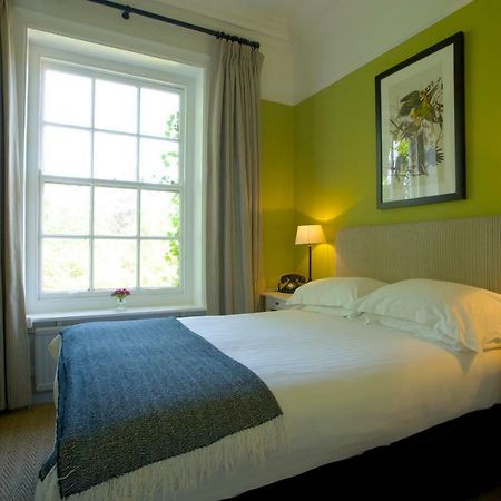 The Manor At Sway - Hotel, Restaurant And Gardens Bagian luar foto