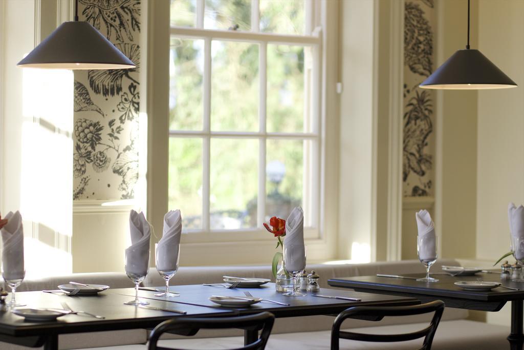 The Manor At Sway - Hotel, Restaurant And Gardens Bagian luar foto